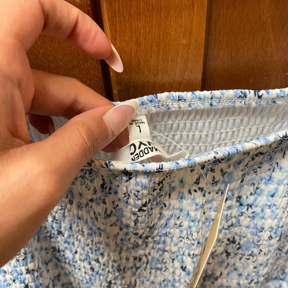 Flower 💙 - Picture 2 of 3